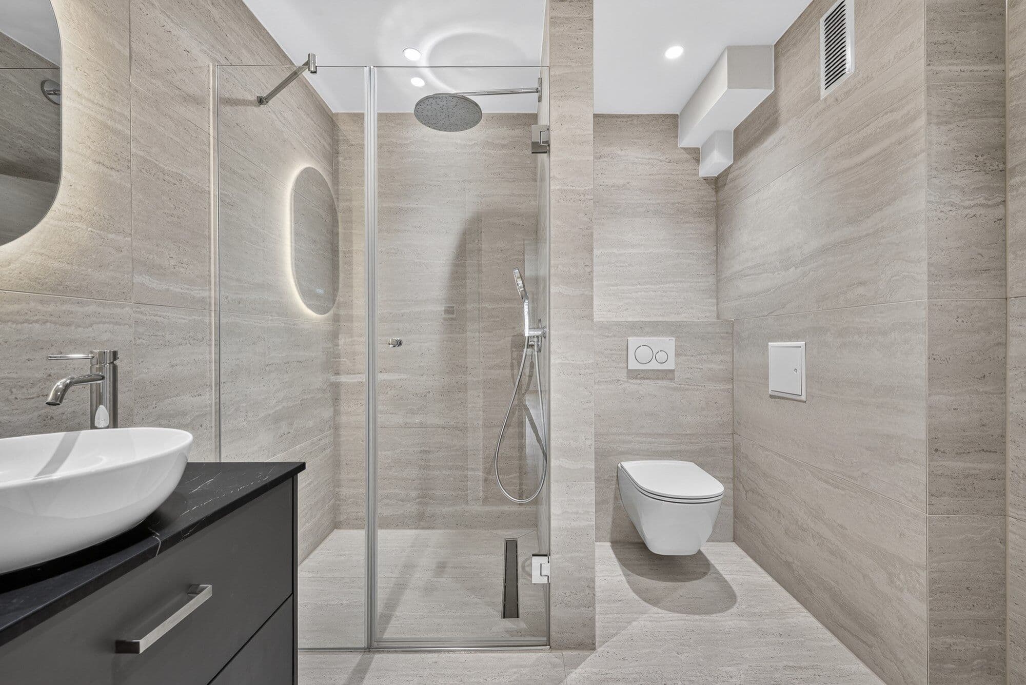 Badezimmer, Dusche