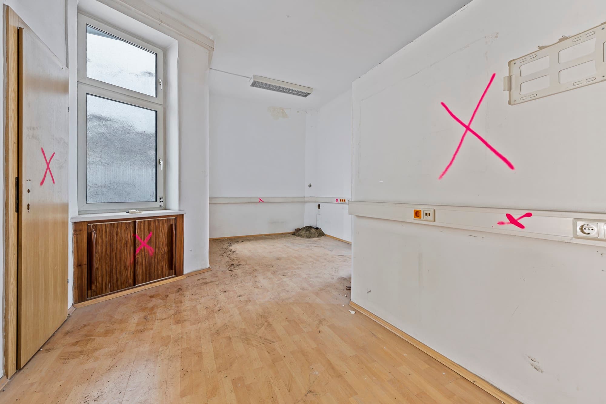 Lehrbachgasse 4 · Vor den Arbeiten