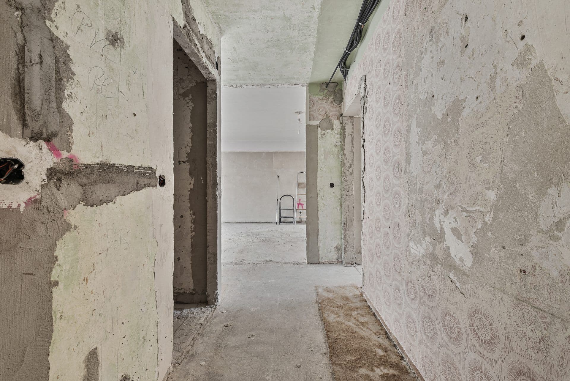 Meinhartsdorfergasse 9/17 · Vorher/Nachher 2 · Before